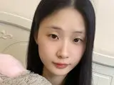 ReneLilyLi shows